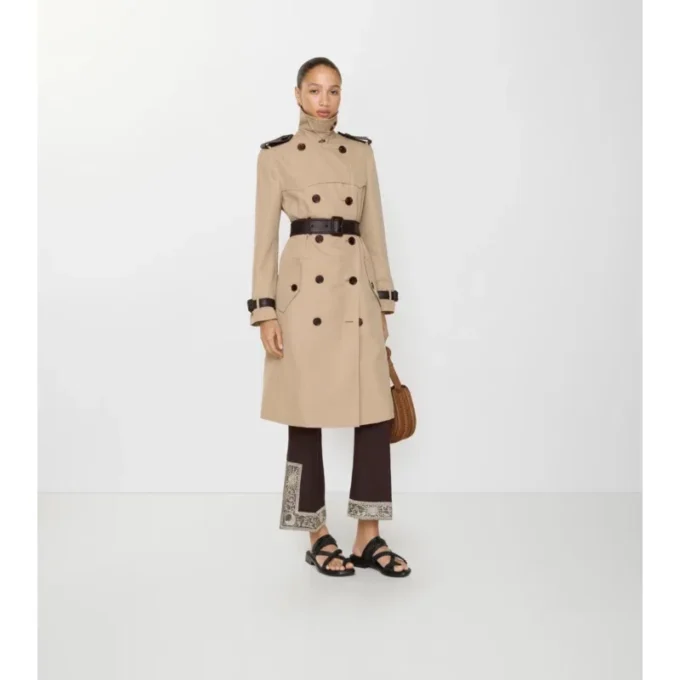 Lång Foxfield-trenchcoat i silke och bomull Lång Foxfield-trenchcoat i silke och bomull