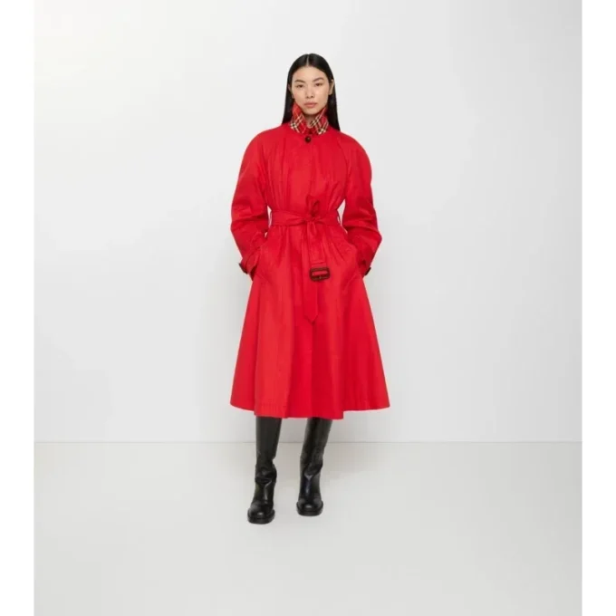 Lång gabardine-Car Coat i Ellingham-modell med utsvängd kjol Lång gabardine-Car Coat i Ellingham-modell med utsvängd kjol