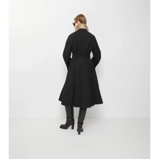 Lång gabardine-Car Coat i Ellingham-modell med utsvängd kjol Lång gabardine-Car Coat i Ellingham-modell med utsvängd kjol