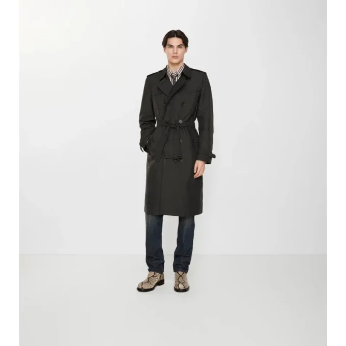 Lång geometrisk nylonblandad Trench Coat från Foxfield Lång geometrisk nylonblandad Trench Coat från Foxfield
