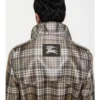 Lång rutig raffia-effekt-trenchcoat Lång rutig raffia-effekt-trenchcoat