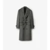 Lång trenchcoat i fiskbensmönstrad ull Lång trenchcoat i fiskbensmönstrad ull