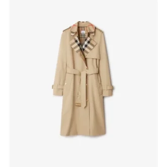 Lång trenchcoat i gabardin med rutig krage