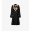 Lång trenchcoat i gabardin med rutig krage Lång trenchcoat i gabardin med rutig krage