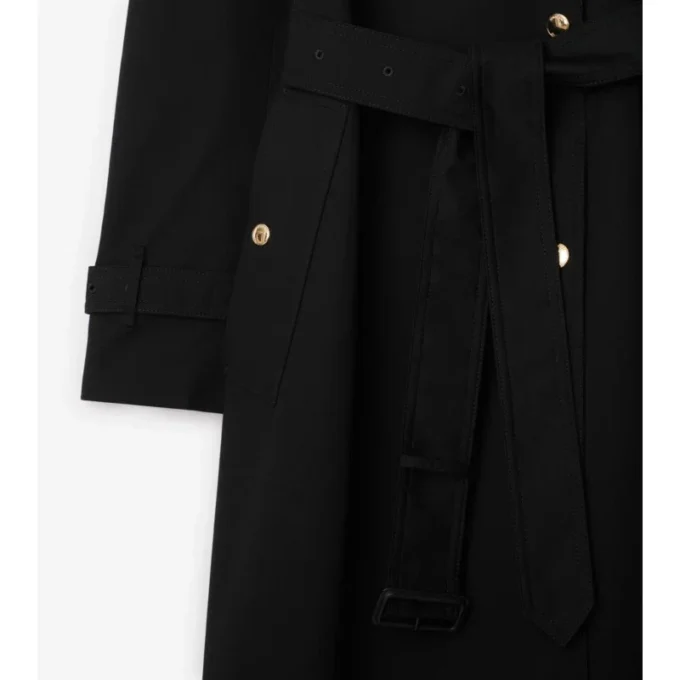 Lång trenchcoat i gabardin med rutig krage Lång trenchcoat i gabardin med rutig krage