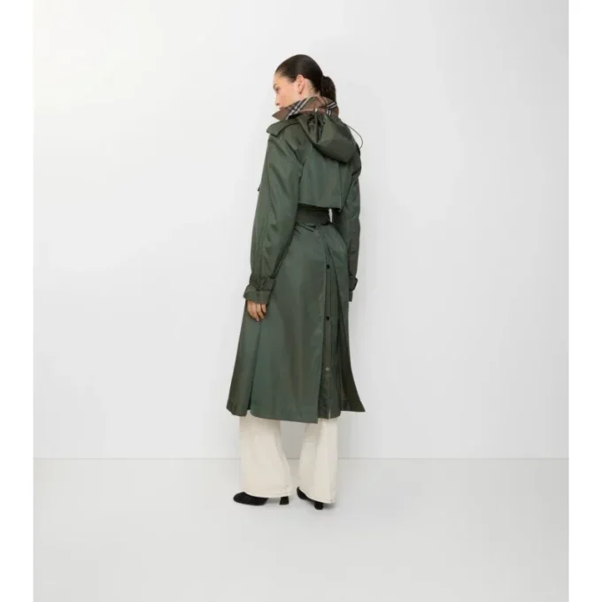 Lång trenchcoat i nylon med huva