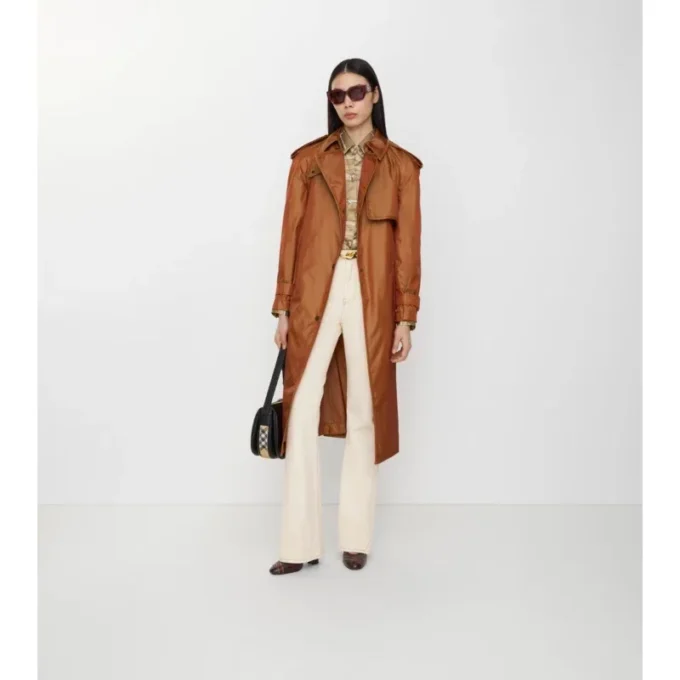 Lång trenchcoat i nylonblandning Lång trenchcoat i nylonblandning