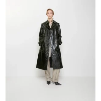 Lång trenchcoat i präglat läder