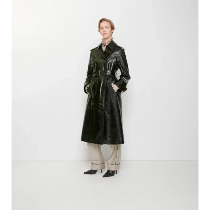 Lång trenchcoat i präglat läder Lång trenchcoat i präglat läder