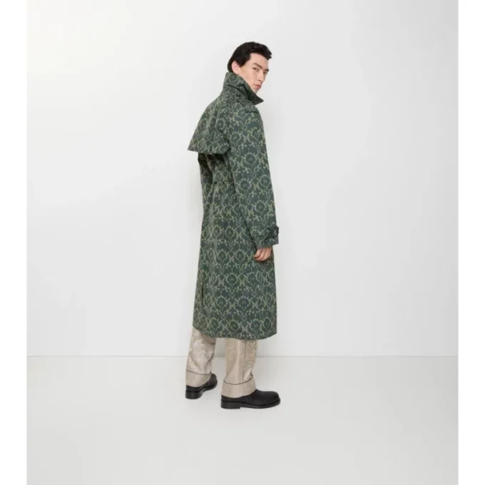 Lång trenchcoat i viskosblandning i barockstil Lång trenchcoat i viskosblandning i barockstil