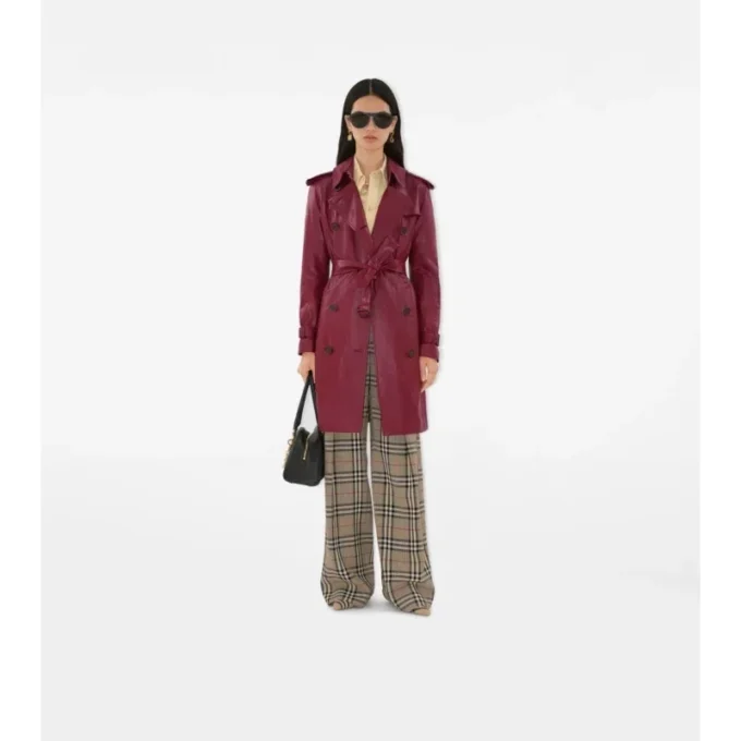 Mellanglång Kensington-trenchcoat i läder Mellanglång Kensington-trenchcoat i läder