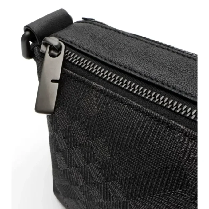 Mini Chester crossbody-väska Mini Chester crossbody-väska