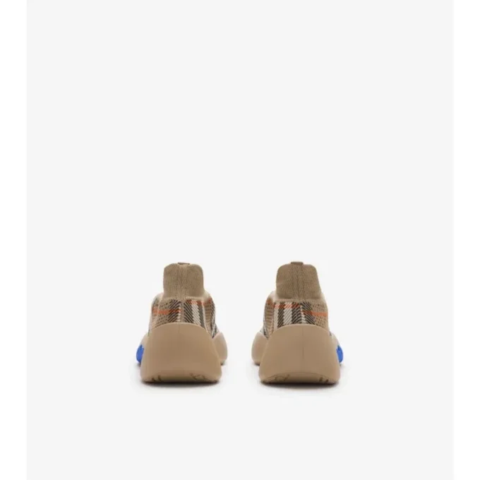 Neptune-sneakers i rutigt stickat Neptune-sneakers i rutigt stickat