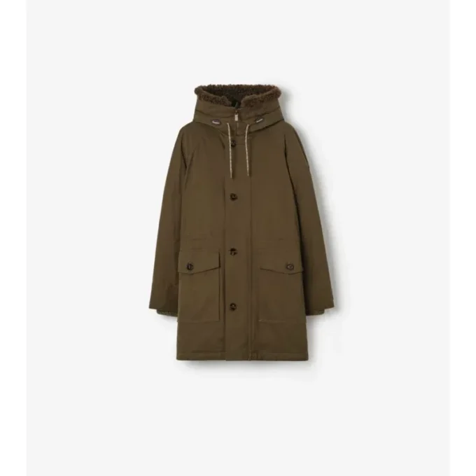 Parkas i gabardin med shearlingkant Parkas i gabardin med shearlingkant