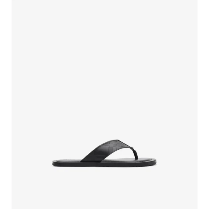 Pavilion-sandaler i präglat läder med rutmönster Pavilion-sandaler i präglat läder med rutmönster