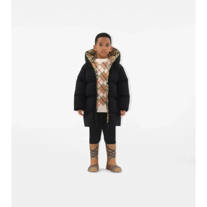 Pufferjacka i nylon Pufferjacka i nylon