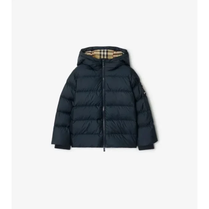 Pufferjacka i nylon med huva Pufferjacka i nylon med huva