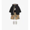 Quiltad nylonrock med huva Quiltad nylonrock med huva