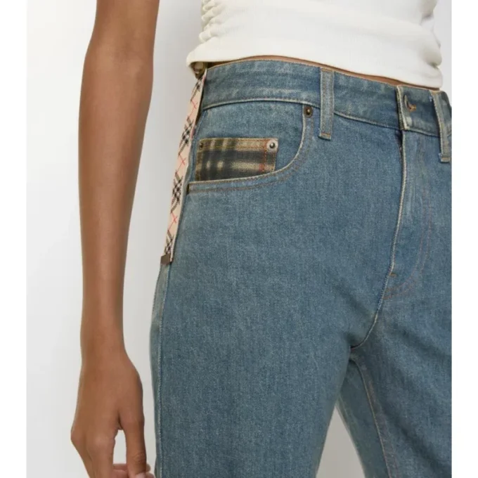 Raka jeans med medelhög midja Raka jeans med medelhög midja