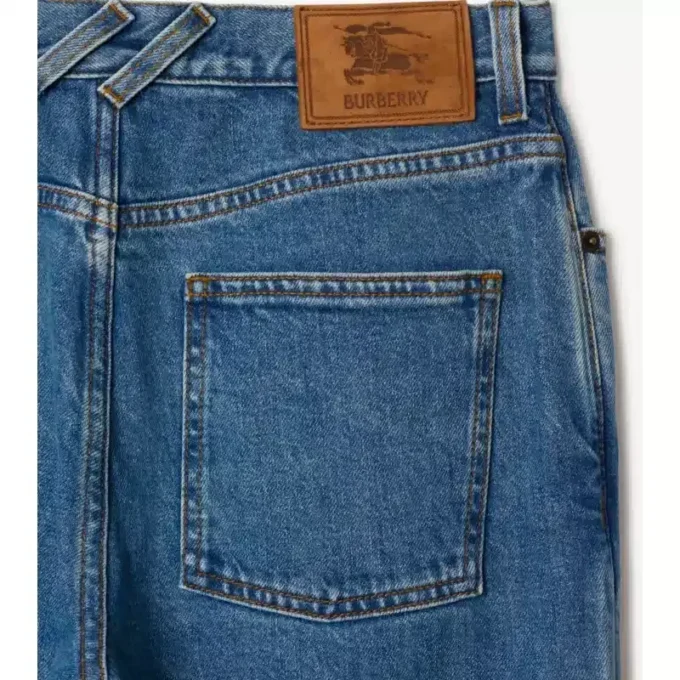 Raka jeans med medelhög midja Raka jeans med medelhög midja