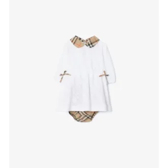 Rutig bomullsklänning med bloomers Rutig bomullsklänning med bloomers