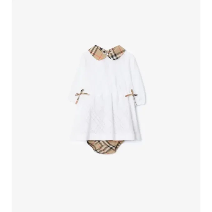 Rutig bomullsklänning med bloomers Rutig bomullsklänning med bloomers