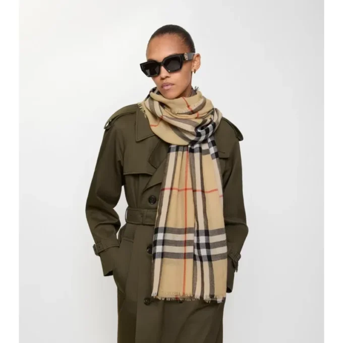 Rutig ullscarf