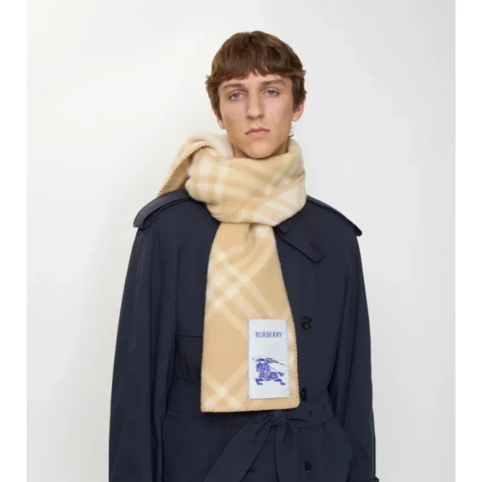 Rutig ullscarf Rutig ullscarf