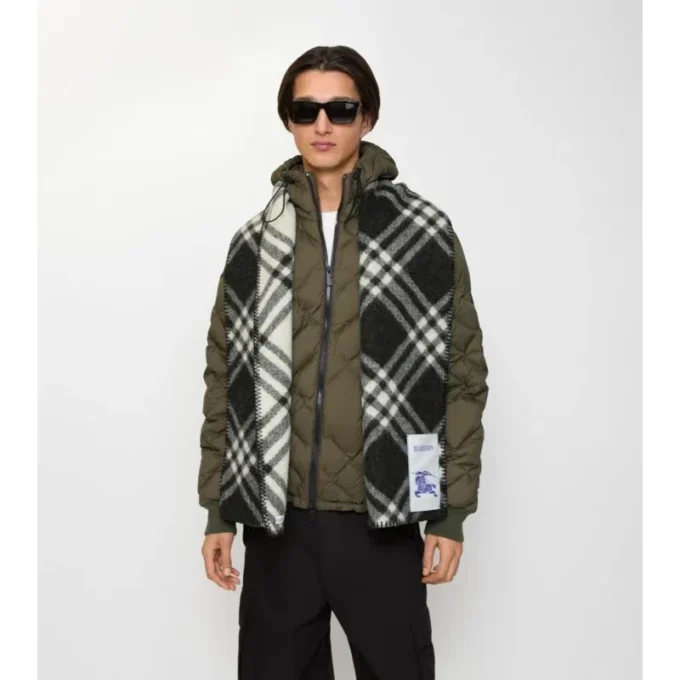 Rutig ullscarf Rutig ullscarf
