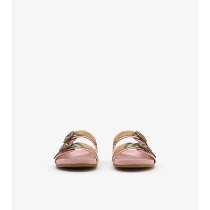 Sandaler i rutigt mocka Sandaler i rutigt mocka