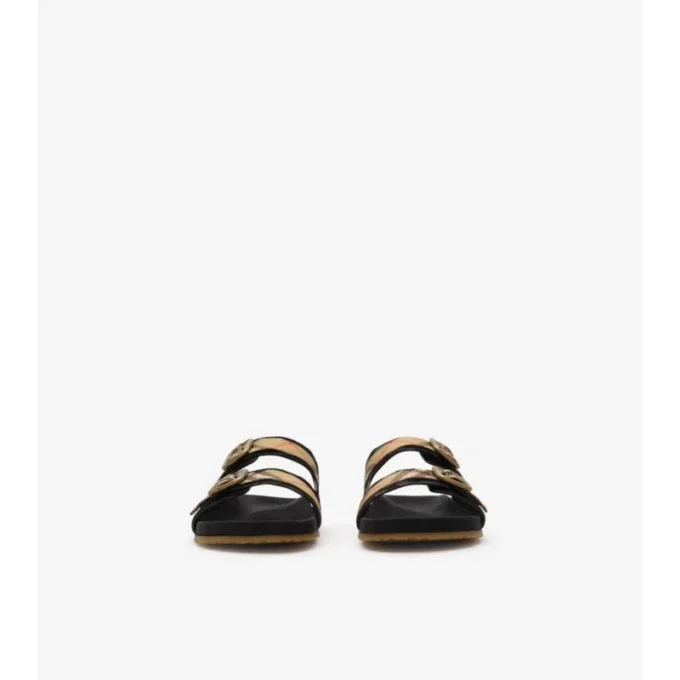 Sandaler i rutigt mocka Sandaler i rutigt mocka
