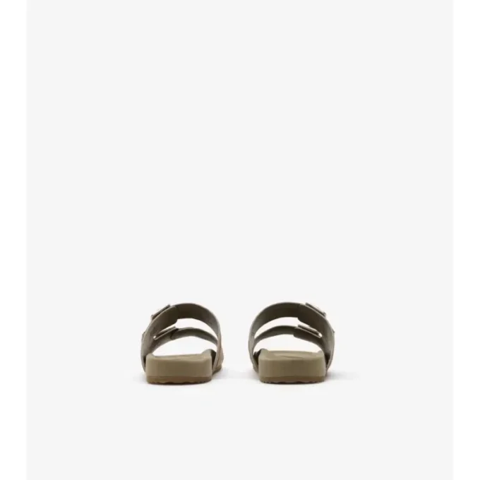 Sandaler i rutigt mocka Sandaler i rutigt mocka