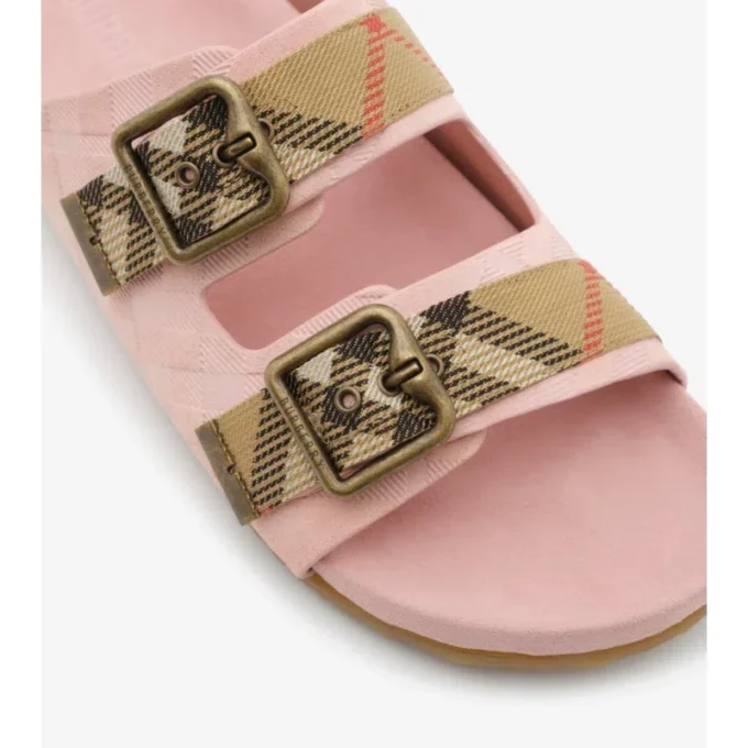 Sandaler i rutigt mocka Sandaler i rutigt mocka
