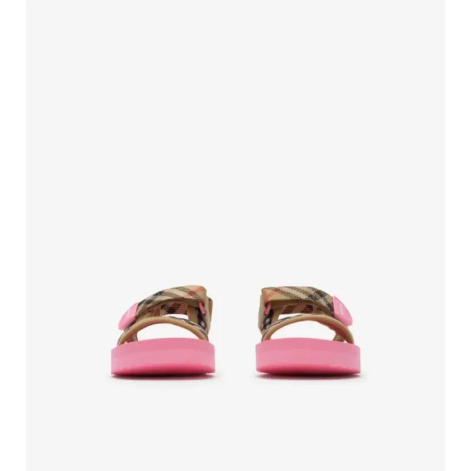 Sandaler med rutmönster Sandaler med rutmönster