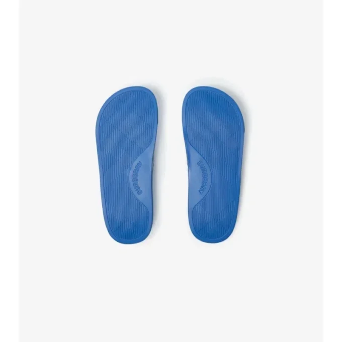 Sandaler med rutmönster Sandaler med rutmönster