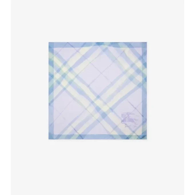 Silkescarf med akvarellrutmönster Silkescarf med akvarellrutmönster
