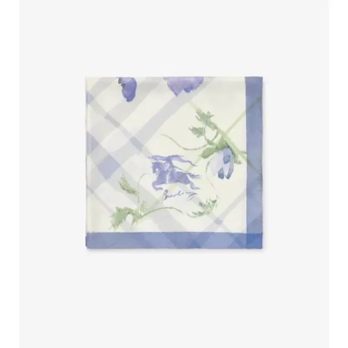 Silkescarf med akvarellrutmönster Silkescarf med akvarellrutmönster