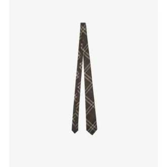 Silkeslips med rutmönster Silkeslips med rutmönster
