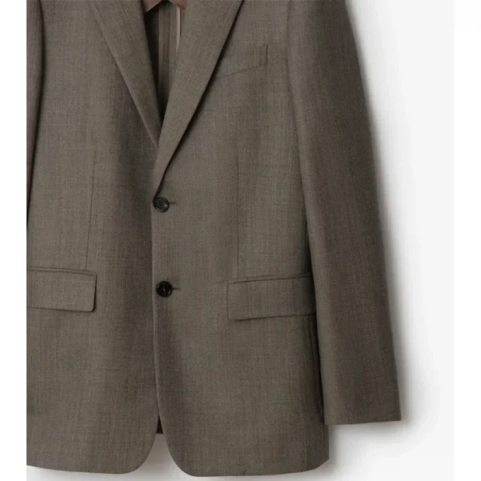 Skräddarsydd jacka i Sharkskin-ull Skräddarsydd jacka i Sharkskin-ull