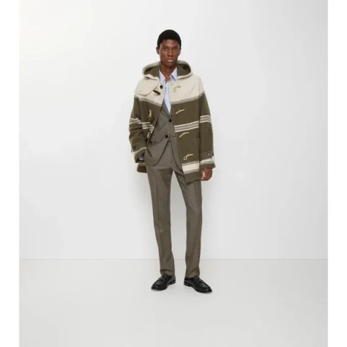 Skräddarsydda byxor i sharkskin-ull Skräddarsydda byxor i sharkskin-ull