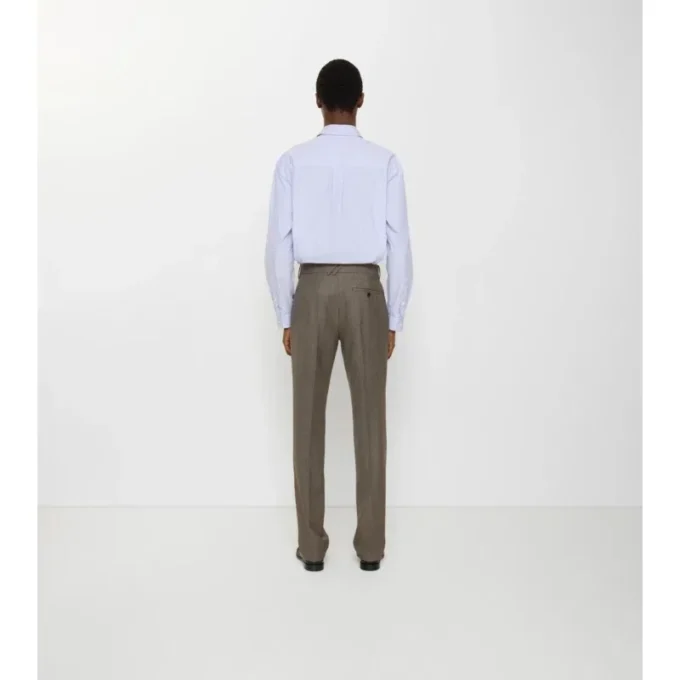Skräddarsydda byxor i sharkskin-ull Skräddarsydda byxor i sharkskin-ull