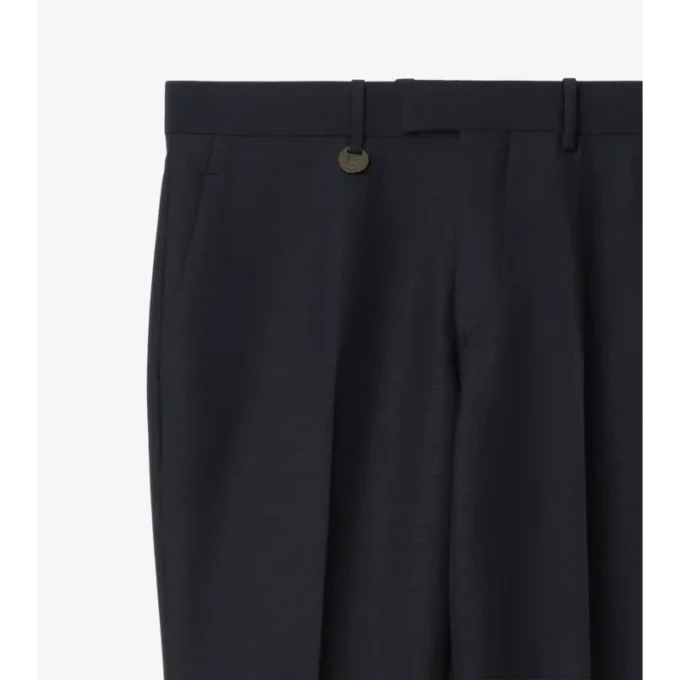 Skräddarsydda byxor i ull och mohair Skräddarsydda byxor i ull och mohair