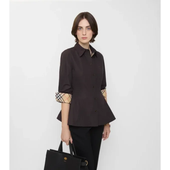 Slim fit-skjorta i bomullspoplin Slim fit-skjorta i bomullspoplin