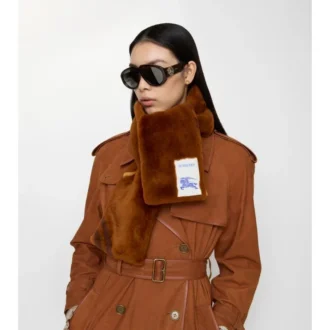 Smal rutig shearling-halsduk