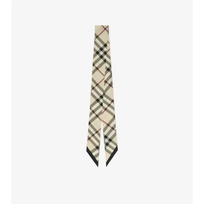Smal rutig silkescarf Smal rutig silkescarf