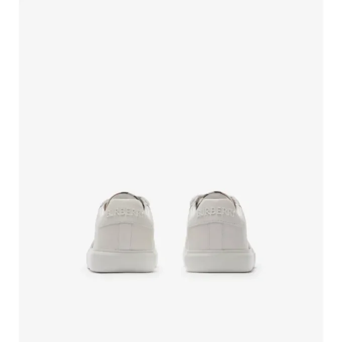 Sneakers i bomull och läder med rutmönster