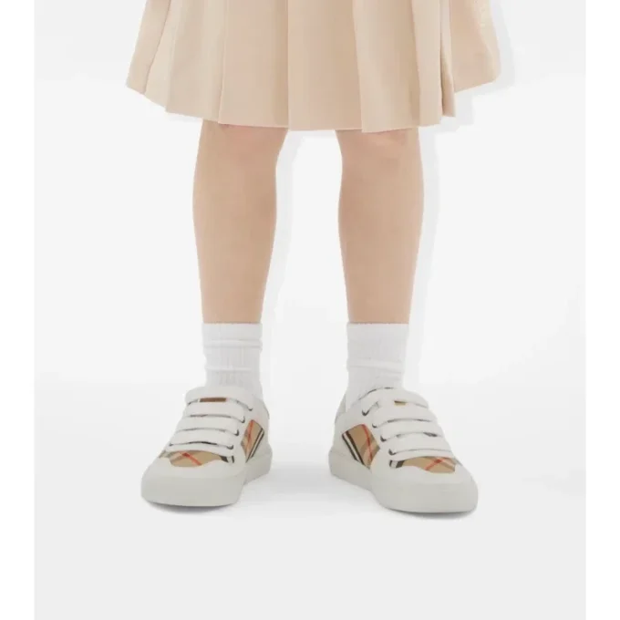 Sneakers i bomull och läder med rutmönster