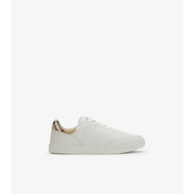 Sneakers i läder Sneakers i läder