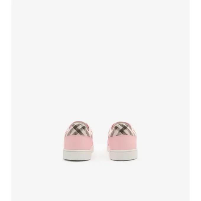 Sneakers i läder Sneakers i läder