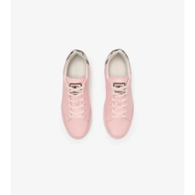 Sneakers i läder Sneakers i läder